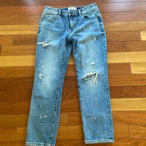 Cabi distressed boyfriend jeans